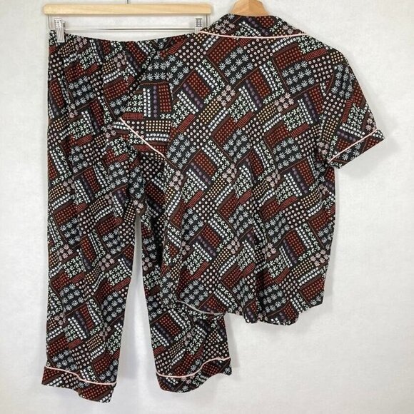 Joyspun Notch Collar Top and Capris Sleep 2 Piece Set Small - Picture 4 of 9